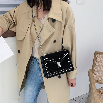 Scrub Leather Chain Rivet Lock Shoulder Bag