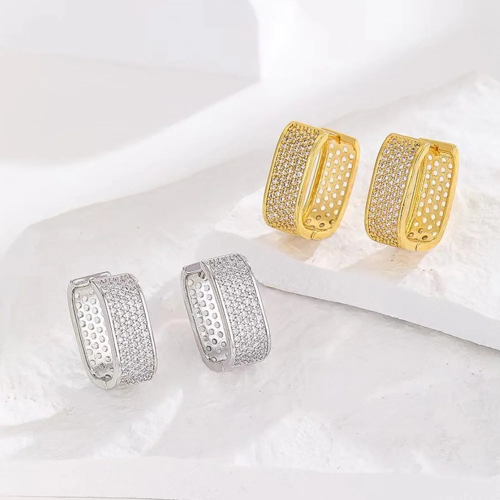 Radiant U - Exquisite U-Shaped Sparkling Earrings